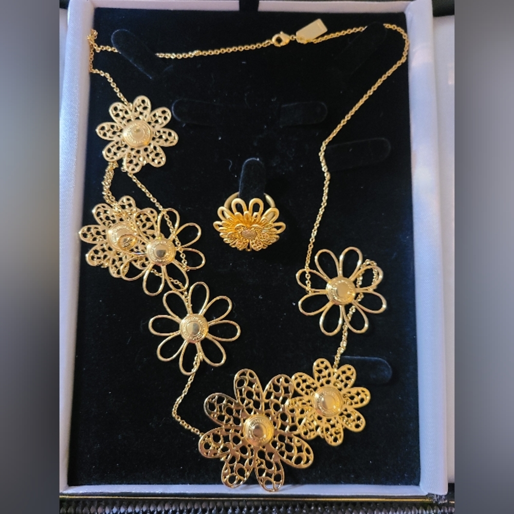 Coach necklace and ring set - Picture 2 of 8